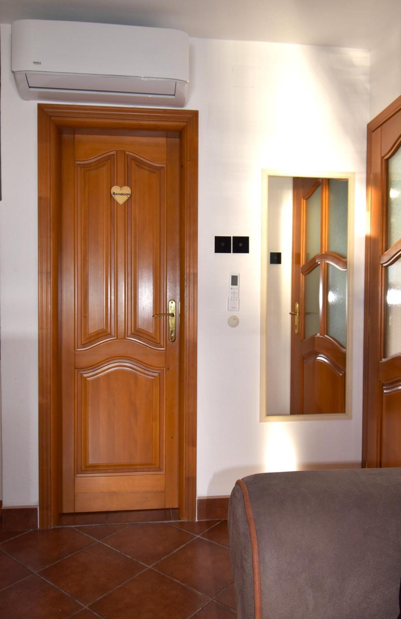 Apartments Villa Serventi Tivat Exterior photo